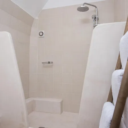 Luxury Santorini 2 Bedrooms Lucy With Spacious Terrace * Pýrgos