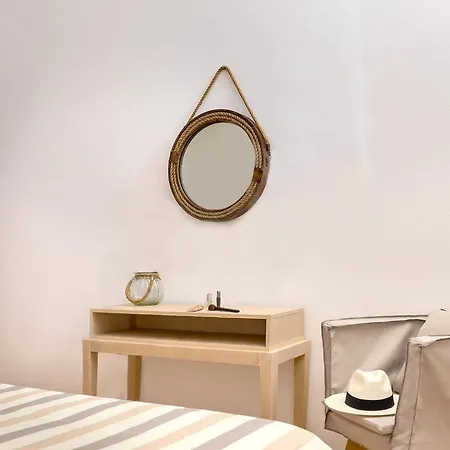 Luxury Santorini 2 Bedrooms Lucy With Spacious Terrace * Pýrgos