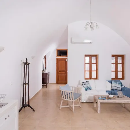 Luxury Santorini 2 Bedrooms Lucy With Spacious Terrace